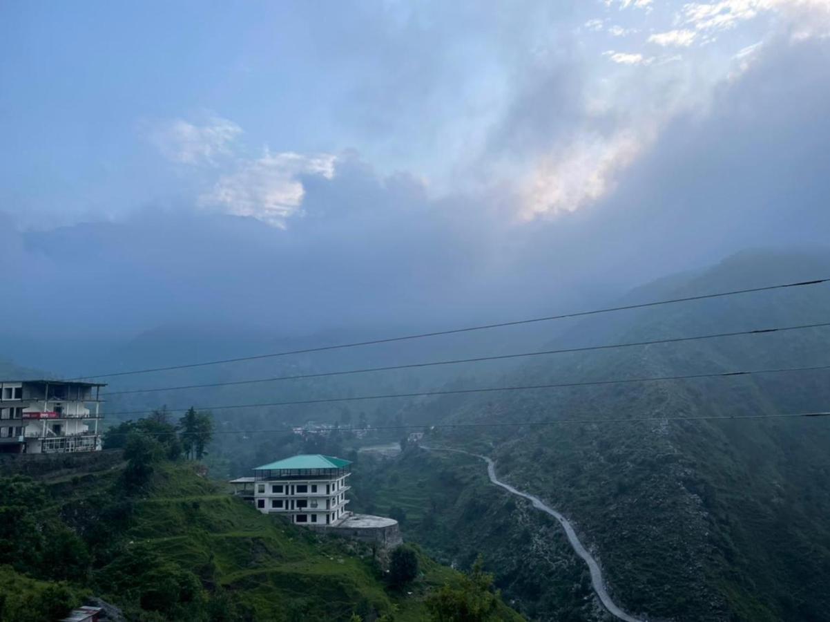 Icebergs Mussoorie - A Boutique Stay And 24 Hrs Roof Top Cafe Extérieur photo