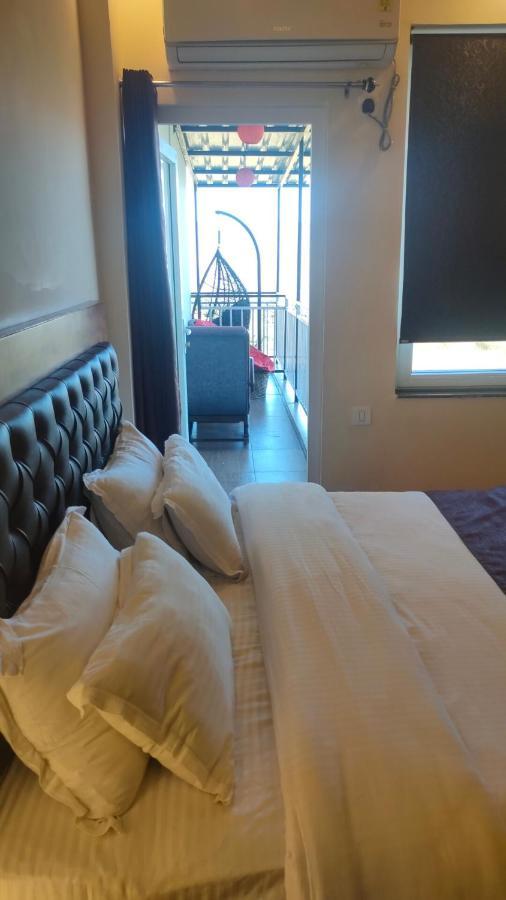 Icebergs Mussoorie - A Boutique Stay And 24 Hrs Roof Top Cafe Extérieur photo