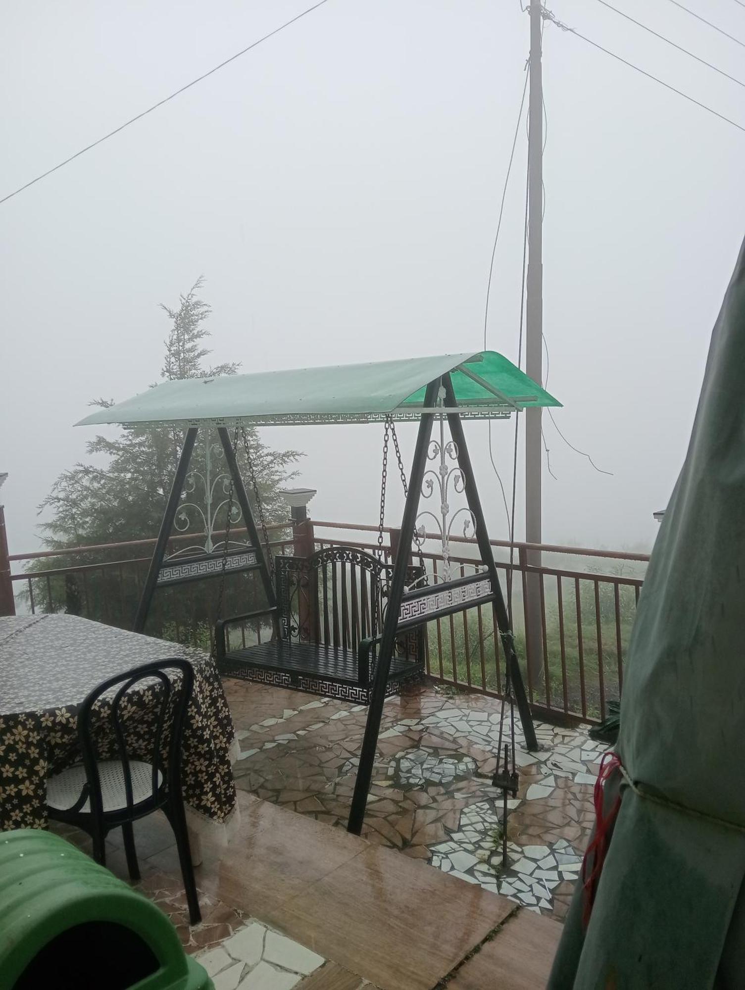 Icebergs Mussoorie - A Boutique Stay And 24 Hrs Roof Top Cafe Extérieur photo